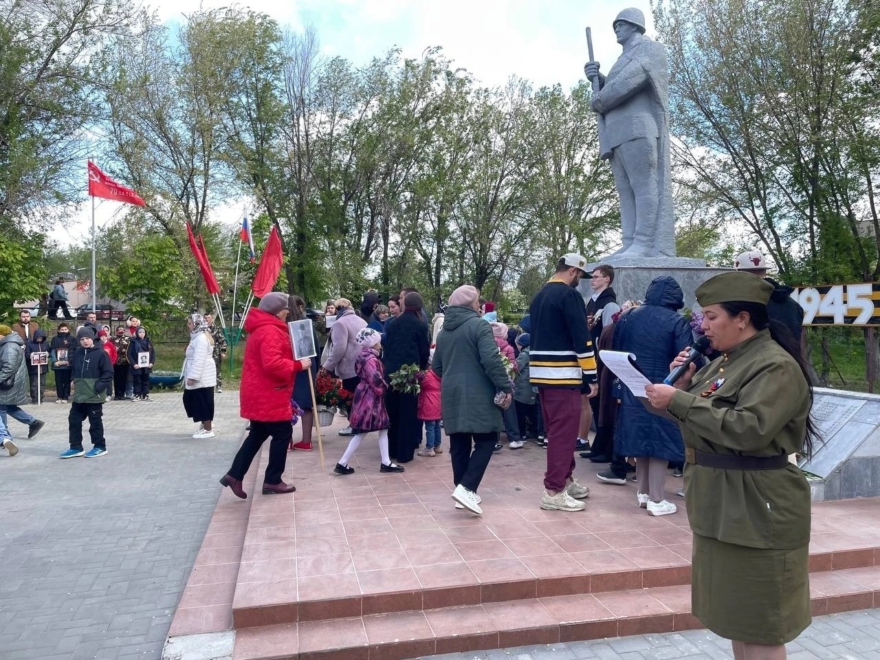 Приняли участие в митинге «ВСТАНЕМ!».