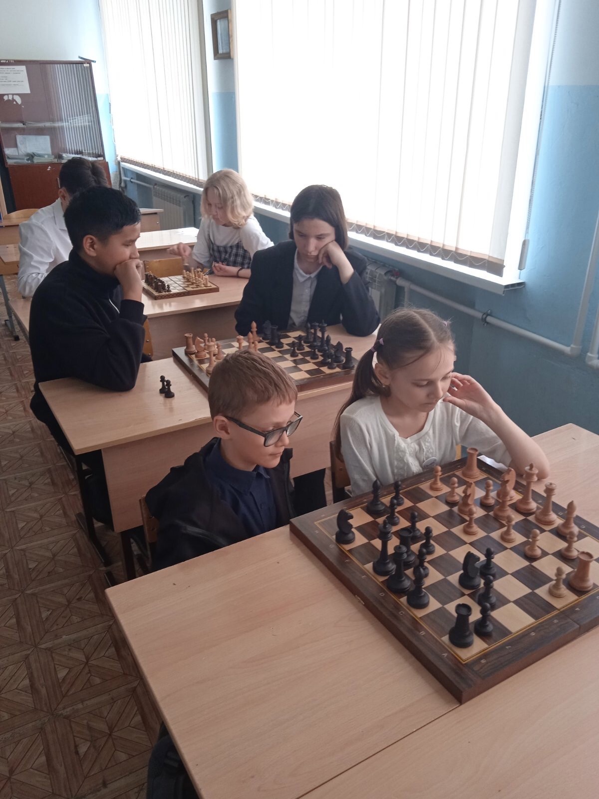 Приняли участие в общешкольном шахматном турнире!.