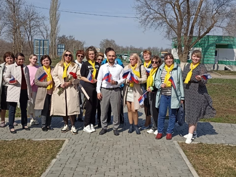 Учителя нашей школы посетили аэроклуб им. Ю.А. Гагарина.